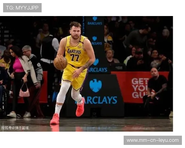 东契奇助攻大空位投进，独行侠稳住领先